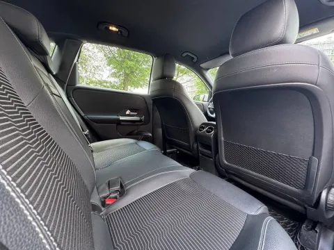 Mercedes B 180 d Premium auto - Immagine 27