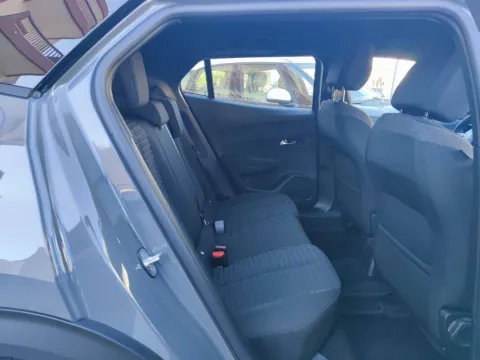 Peugeot 2008 1.2 puretech Active s&s 100cv - Immagine 12