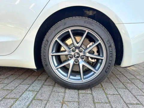 Tesla Model 3 Standard rwd Plus - Immagine 13