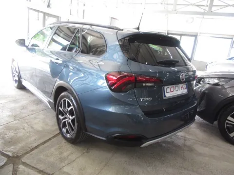 Fiat Tipo SW 1.6 mjt Cross s&s 130cv - Immagine 5