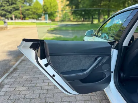 Tesla Model 3 Standard rwd Plus - Immagine 19
