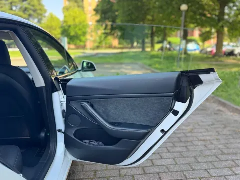 Tesla Model 3 Standard rwd Plus - Immagine 20
