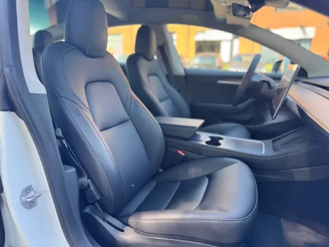 Tesla Model 3 Standard rwd Plus - Immagine 25