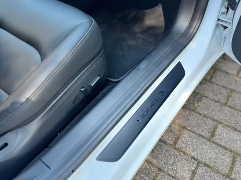 Tesla Model 3 Standard rwd Plus - Immagine 26