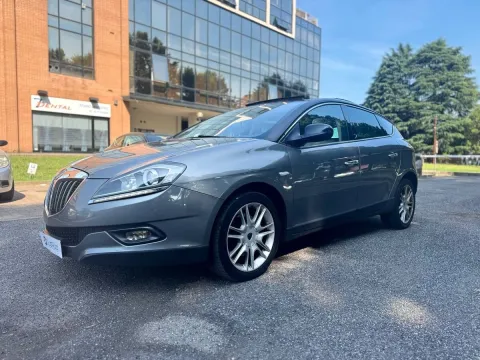 Lancia Delta 2.0 mjt Platino 165cv dpf - Immagine 1