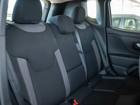 Jeep Renegade 1.3 t4 phev Limited 4xe at6 - Immagine 15