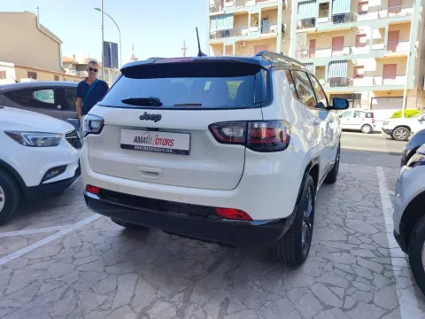 Jeep Compass 1.6 mjt 80 Anniversario 2wd 130cv - Immagine 4