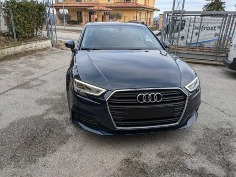 Audi A3 Sportback 30 1.5 g-tron Business 131cv s-tronic - Immagine 10