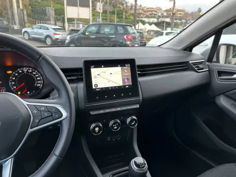 Renault Clio 1.0 tce Business 90cv my21 - Immagine 14