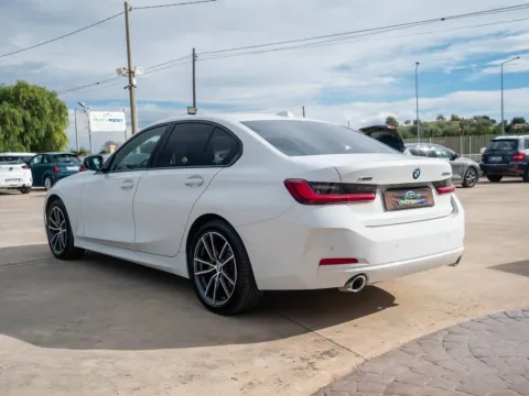 BMW 320d mhev 48V xdrive auto - Immagine 5