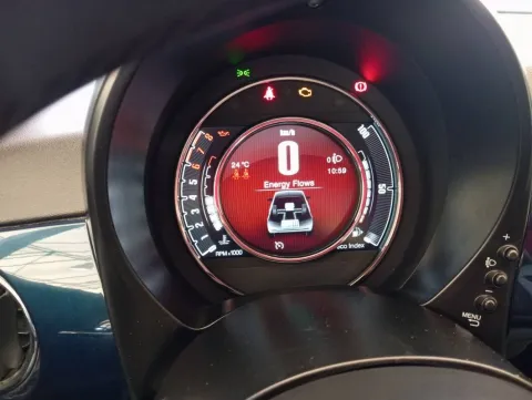Fiat 500 1.0 hybrid Dolcevita 70cv - Immagine 14