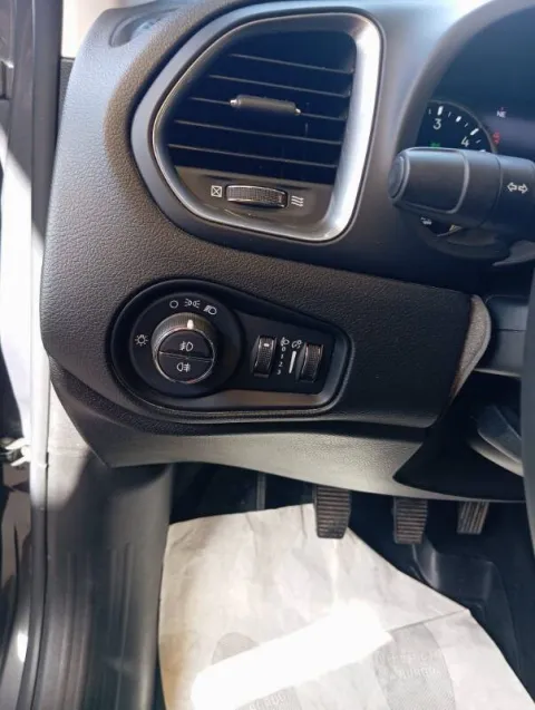 Jeep Renegade 1.6 mjt Limited 2wd 130cv - Immagine 26