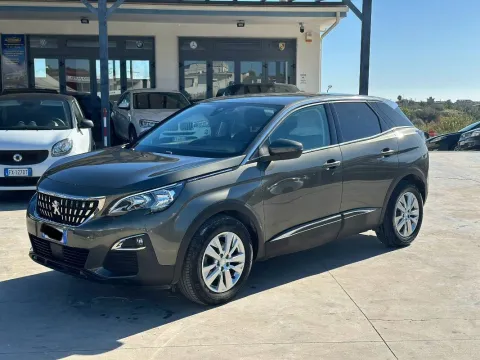 Peugeot 3008 1.5 bluehdi Business s&s 130cv eat8 - Immagine 1