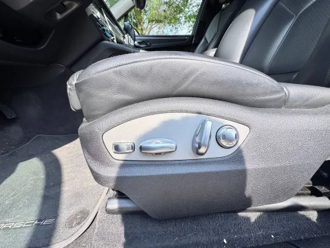 Porsche Macan 2.0 245cv pdk - Immagine 22