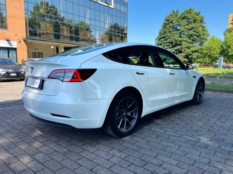 Tesla Model 3 Standard rwd Plus - Immagine 5