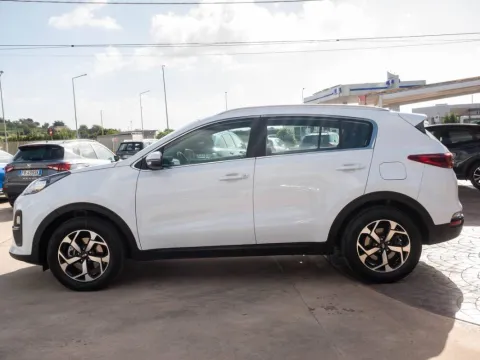 Kia Sportage 1.6 crdi mhev Business Class 2wd 136cv dct - Immagine 4