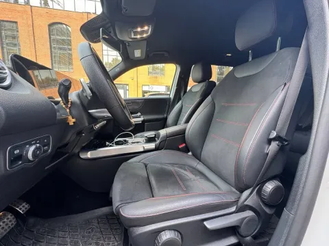 Mercedes GLB 200 d AMG Line Premium 4matic auto - Immagine 11