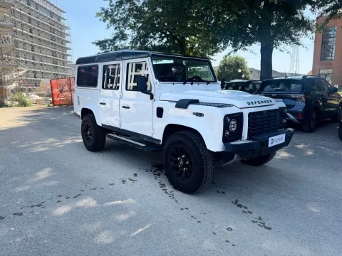 Land Rover Defender 110 2.2 td SW - Immagine 3