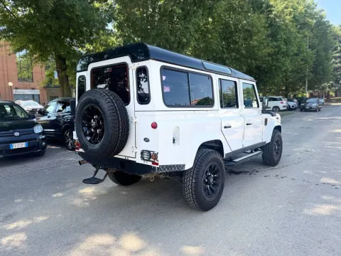 Land Rover Defender 110 2.2 td SW - Immagine 5
