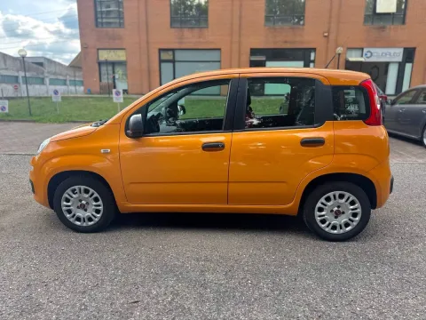 Fiat Panda 1.2 Lounge s&s 69cv my19 - Immagine 8