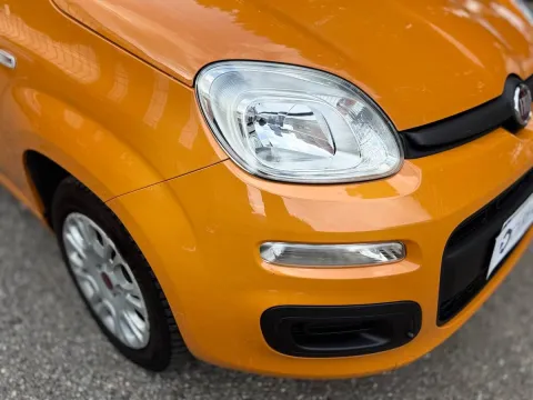 Fiat Panda 1.2 Lounge s&s 69cv my19 - Immagine 21