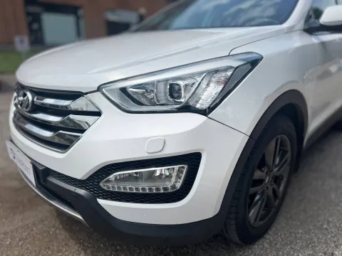 Hyundai Santa Fe 2.2 crdi Style 4wd auto - Immagine 9