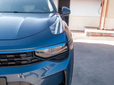 Lynk & Co 01 1.5 td phev auto - Immagine 10