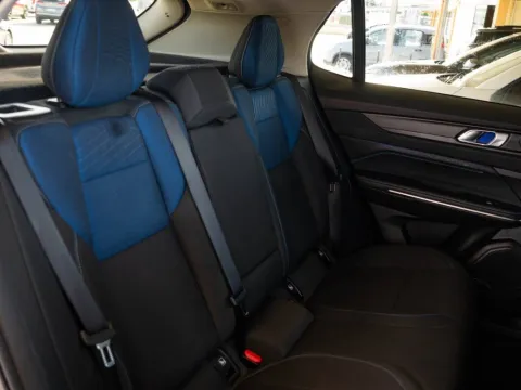 Lynk & Co 01 1.5 td phev auto - Immagine 13