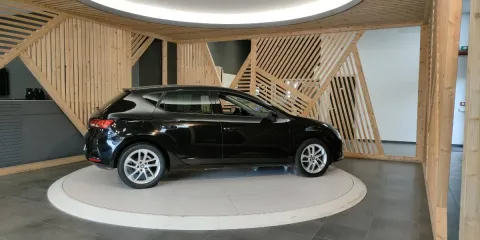 Seat Leon 5p 1.6 tdi cr Business High 90cv - Immagine 5