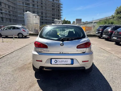 Alfa Romeo 147 5p 1.6 ts 16v Exclusive 120cv - Immagine 6