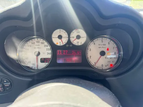 Alfa Romeo 147 5p 1.6 ts 16v Exclusive 120cv - Immagine 10