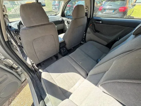 Alfa Romeo 147 5p 1.6 ts 16v Exclusive 120cv - Immagine 12