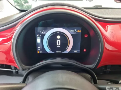 Fiat 500e 23,65 kWh (Red) - Immagine 10