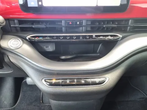 Fiat 500e 23,65 kWh (Red) - Immagine 15