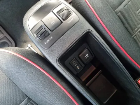 Fiat 500e 23,65 kWh (Red) - Immagine 16