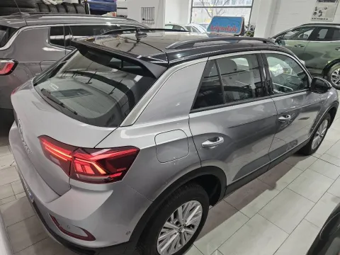 Volkswagen T-Roc 2.0 tdi Style 115cv - Immagine 4