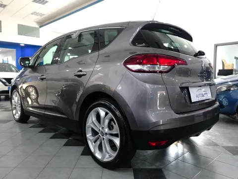 Renault Scenic 1.7 blue dci Business 120cv - Immagine 5