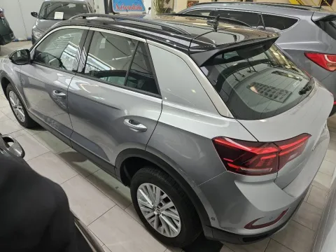 Volkswagen T-Roc 2.0 tdi Style 115cv - Immagine 5