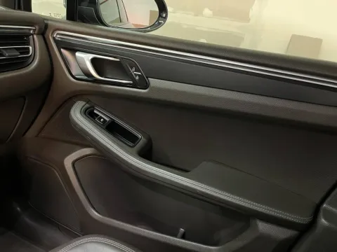 Porsche Macan 2.0 245cv pdk - Immagine 20