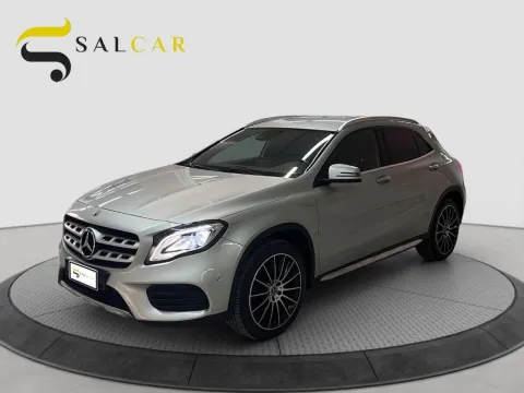 Mercedes GLA 180 d Premium auto - Immagine 1