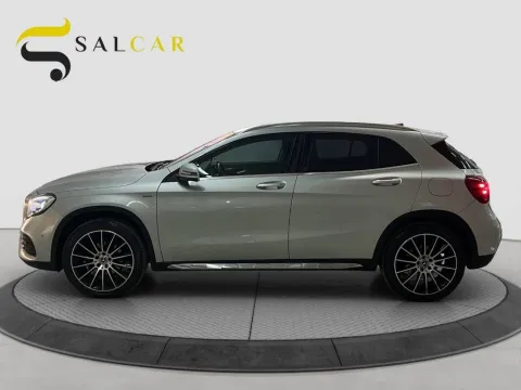Mercedes GLA 180 d Premium auto - Immagine 3