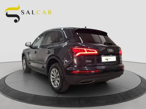 Audi Q5 35 2.0 tdi Business Design quattro 163cv s-tronic - Immagine 4