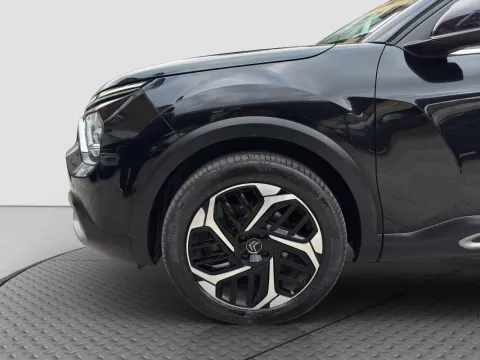 Citroen C4 1.2 puretech Shine s&s 130cv - Immagine 9