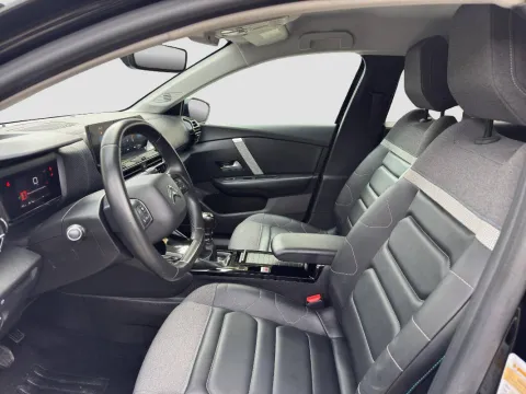 Citroen C4 1.2 puretech Shine s&s 130cv - Immagine 10