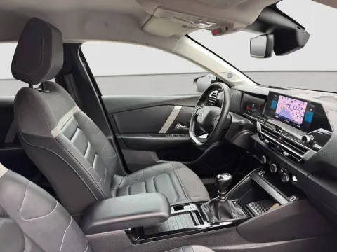 Citroen C4 1.2 puretech Shine s&s 130cv - Immagine 11