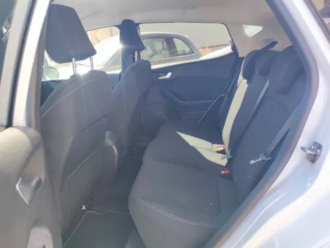Ford Fiesta 5p 1.1 Titanium Gpl 75cv - Immagine 9