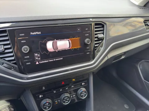 Volkswagen T-Roc 2.0 tdi Advanced 150cv dsg - Immagine 18
