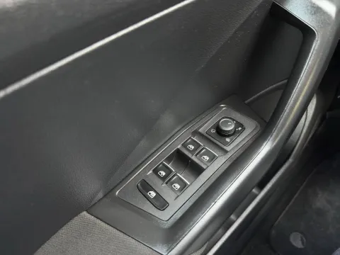 Volkswagen T-Roc 2.0 tdi Advanced 150cv dsg - Immagine 19