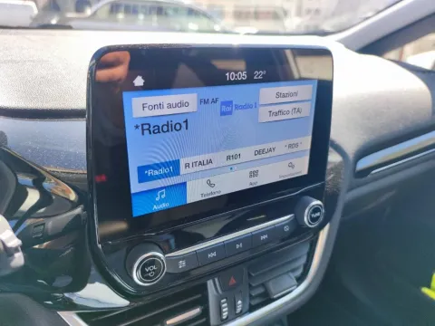 Ford Fiesta 5p 1.1 Titanium Gpl 75cv - Immagine 14