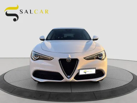 Alfa Romeo Stelvio 2.2 t Super rwd 160cv auto - Immagine 2